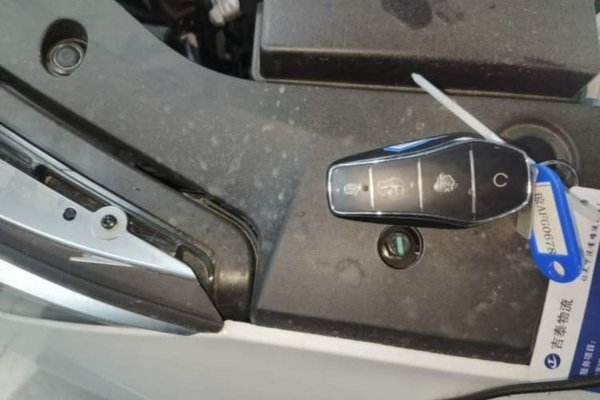 BYD Qin L 2024, 2800 км, за 11032 USD - фото 12