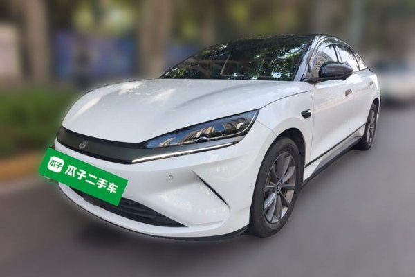 BYD Qin L · 2025 год