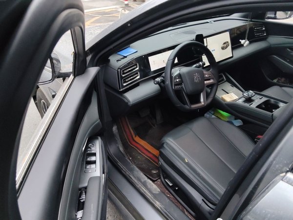 BYD Qin L 2025, 11000 км, за 13039 USD - фото 17
