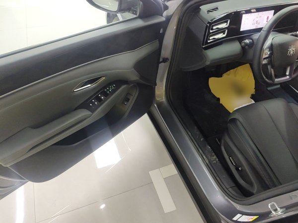 BYD Qin L 2025, 2600 км, за 14933 USD - фото 19