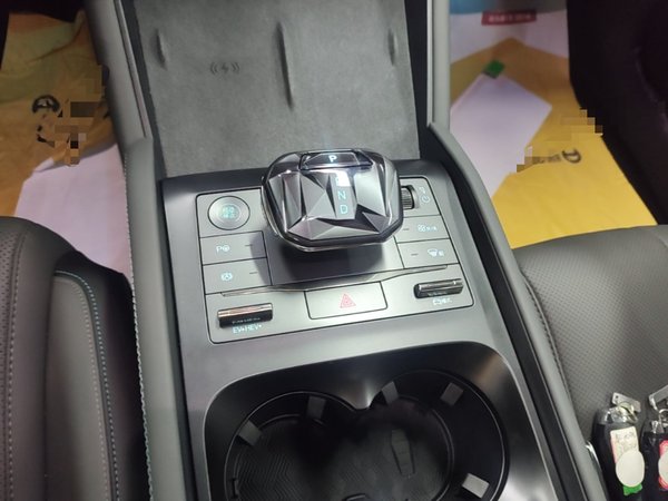 BYD Qin L 2025, 2600 км, за 14933 USD - фото 17