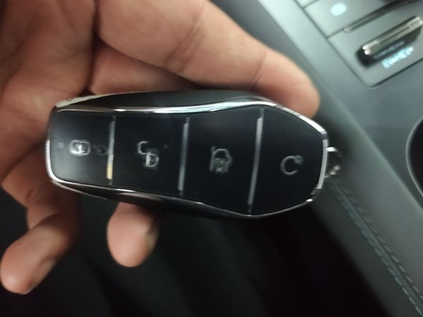 BYD Qin L 2025, 2600 км, за 14933 USD - фото 12