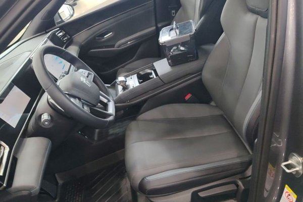 BYD Qin L 2025, 5000 км, за 12454 USD - фото 19