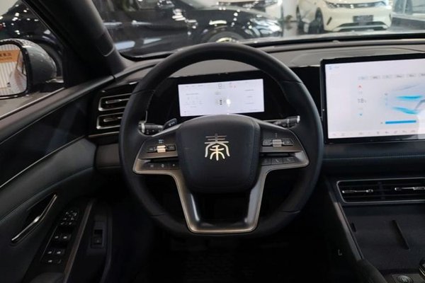 BYD Qin L 2025, 5000 км, за 12454 USD - фото 15