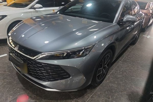 BYD Qin L · 2025 год