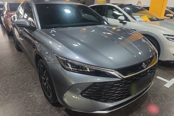 BYD Qin L 2025, 5300 км, за 14673 USD
