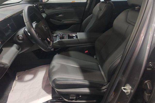 BYD Qin L 2025, 5300 км, за 14673 USD - фото 18