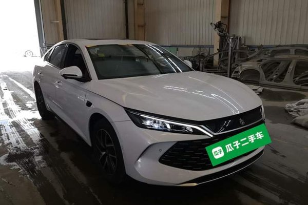 BYD Qin L 2025, 1300 км, за 15146 USD