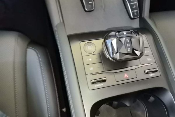 BYD Qin L 2025, 1300 км, за 15146 USD - фото 16