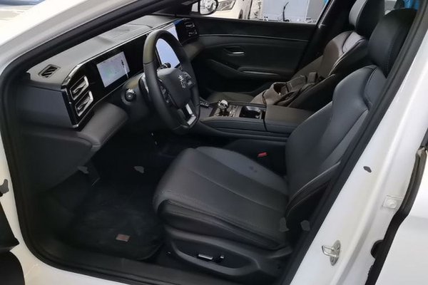 BYD Qin L 2025, 1300 км, за 15146 USD - фото 17