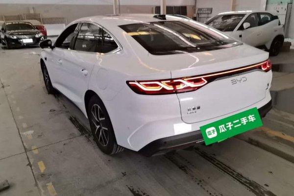 BYD Qin L 2025, 1300 км, за 15146 USD