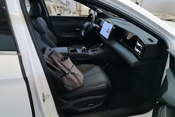 BYD Qin L 2025, 1300 км, за 15146 USD - фото 19