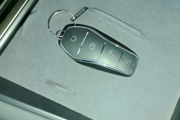 BYD Qin L 2025, 1300 км, за 15146 USD - фото 23