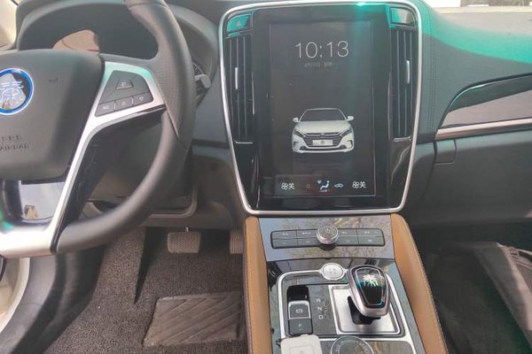 BYD Qin New Energy 2018, 55900 км, за 6172 USD - фото 15