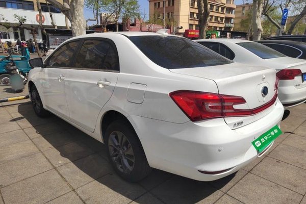 BYD Qin New Energy 2018, 55900 км, за 6172 USD