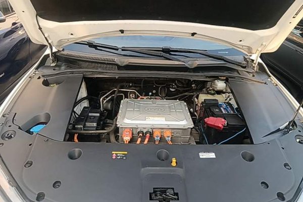 BYD Qin New Energy 2019, 90800 км, за 7978 USD - фото 30