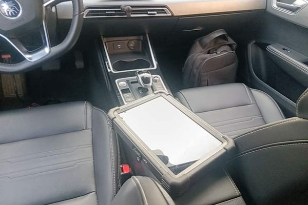 BYD Qin New Energy 2019, 90800 км, за 7978 USD - фото 21