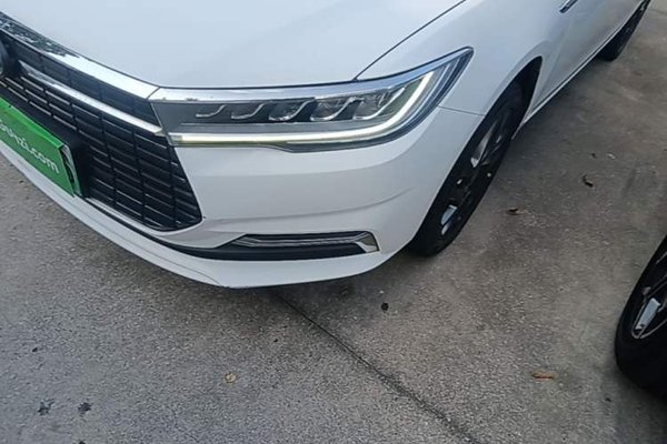 BYD Qin New Energy 2019, 90800 км, за 7978 USD - фото 8
