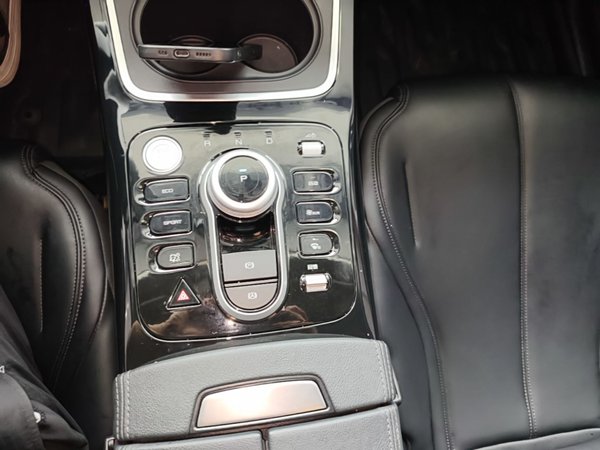 BYD Qin PLUS 2021, 58099 км, за 11302 USD - фото 17