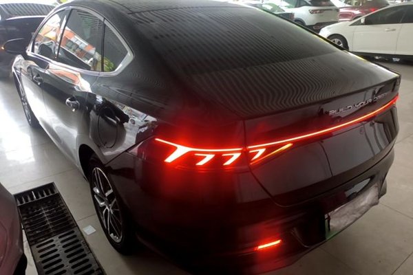 BYD Qin PLUS 2021, 61400 км, за 8268 USD - фото 8