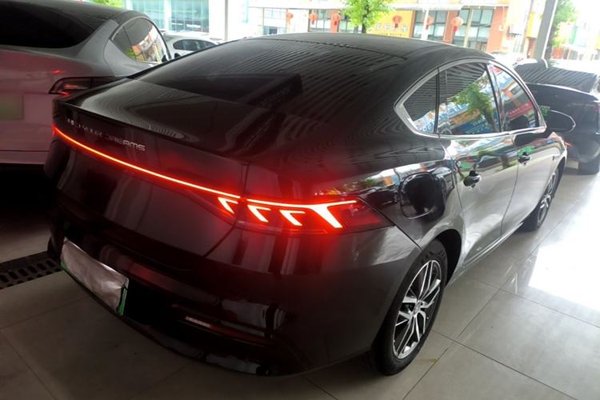 BYD Qin PLUS 2021, 61400 км, за 8268 USD