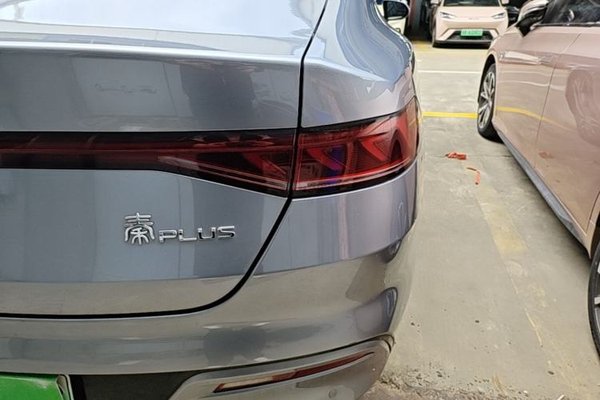 BYD Qin PLUS 2021, 26600 км, за 9864 USD - фото 9