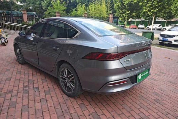 BYD Qin PLUS 2021, 31000 км, за 8875 USD