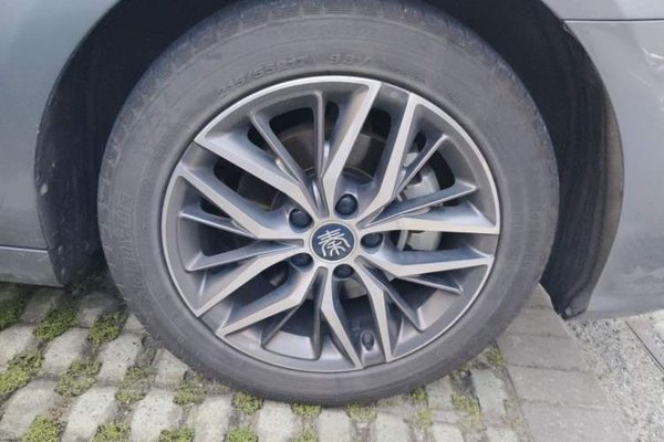 BYD Qin PLUS 2021, 89300 км, за 6895 USD