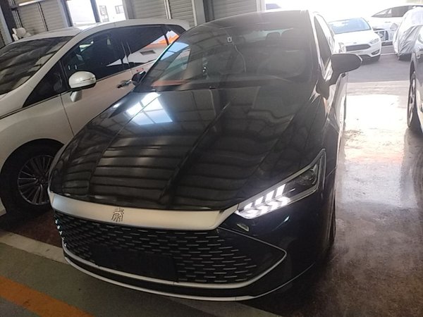 BYD Qin PLUS 2021, 19700 км, за 9920 USD