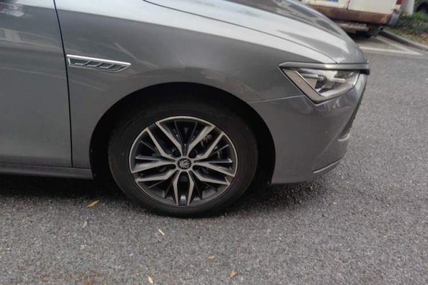 BYD Qin PLUS 2021, 44900 км, за 8143 USD