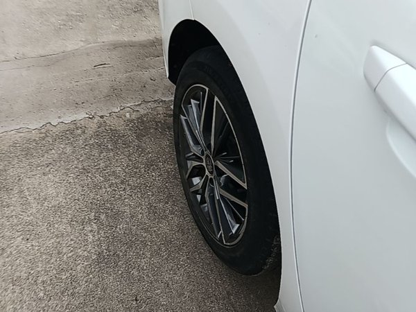 BYD Qin PLUS 2021, 30300 км, за 8514 USD - фото 10