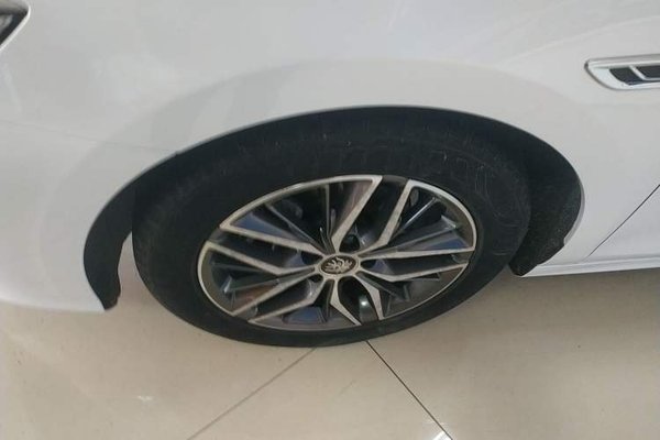 BYD Qin PLUS 2021, 42699 км, за 8555 USD - фото 10