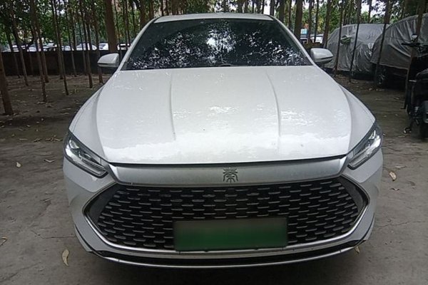BYD Qin PLUS 2021, 58900 км, за 8535 USD