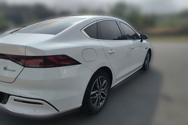 BYD Qin PLUS 2021, 69500 км, за 7867 USD