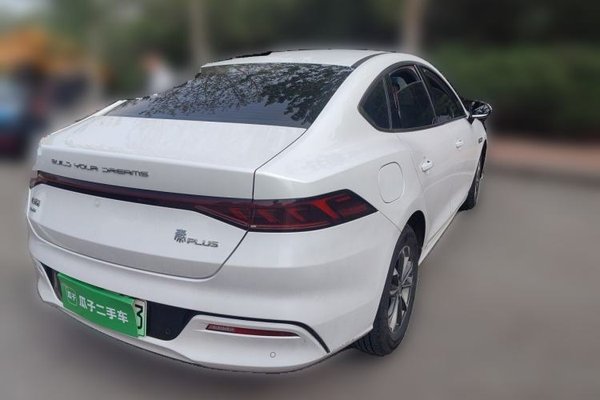 BYD Qin PLUS 2021, 70900 км, за 7989 USD