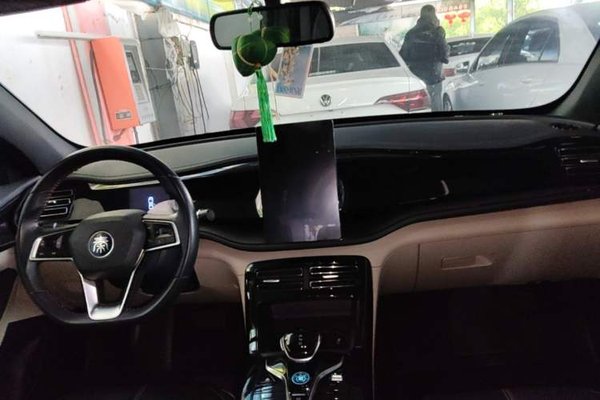 BYD Qin PLUS 2021, 72900 км, за 8540 USD - фото 12