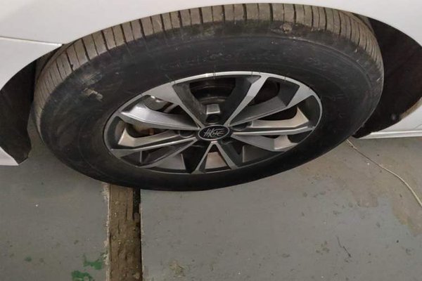 BYD Qin PLUS 2021, 72900 км, за 8540 USD - фото 10