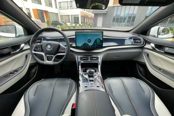 BYD Qin PLUS 2021, 84000 км, за 9719 USD - фото 12