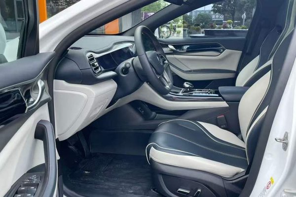 BYD Qin PLUS 2021, 84000 км, за 9719 USD - фото 17