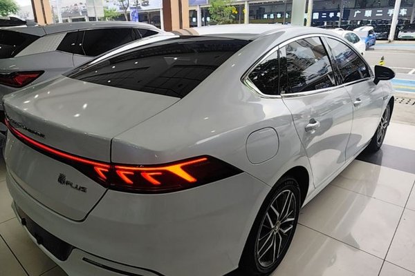 BYD Qin PLUS 2021, за 7952 USD - фото 6