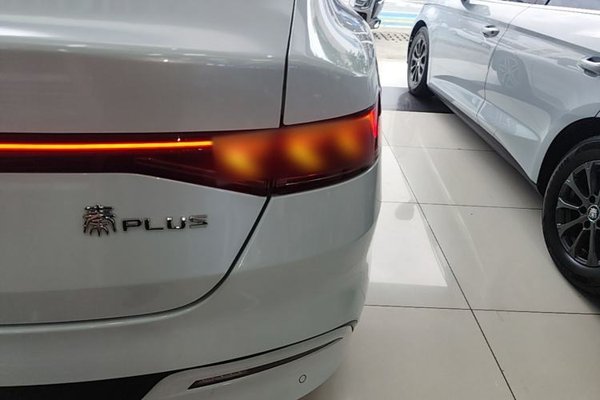 BYD Qin PLUS 2021, за 7952 USD - фото 7