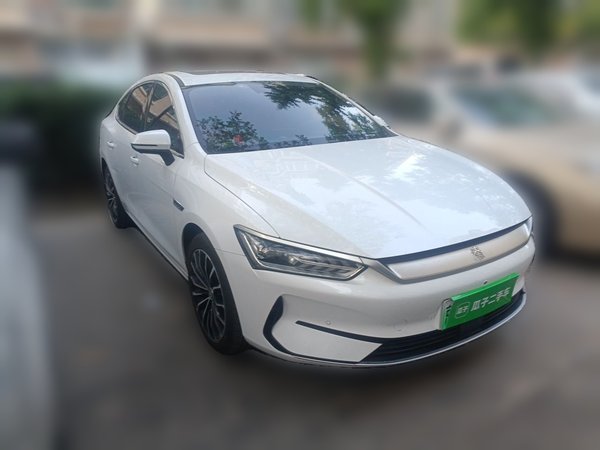 BYD Qin PLUS 2023, 66700 км, за 12203 USD
