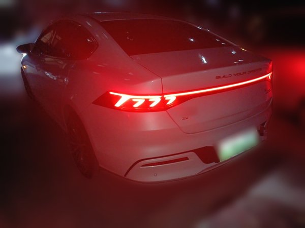 BYD Qin PLUS 2023, 66700 км, за 12203 USD