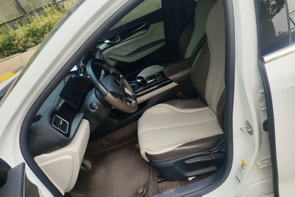 BYD Qin PLUS 2023, 74900 км, за 11968 USD - фото 18