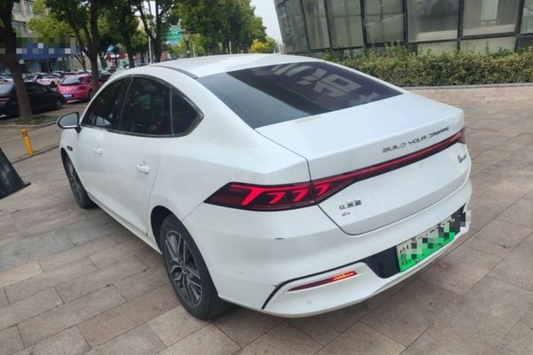 BYD Qin PLUS 2023, 74900 км, за 11968 USD