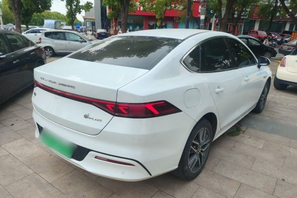 BYD Qin PLUS 2023, 74900 км, за 11968 USD - фото 6