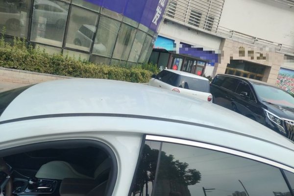BYD Qin PLUS 2023, 74900 км, за 11968 USD - фото 11