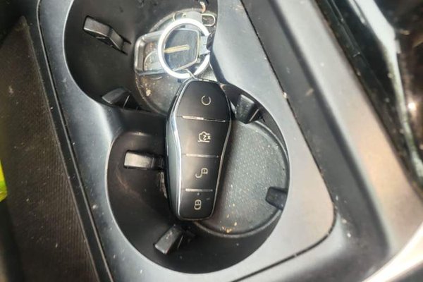 BYD Qin PLUS 2023, 74900 км, за 11968 USD - фото 12