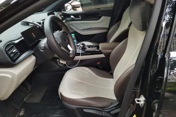 BYD Qin PLUS 2023, 28700 км, за 9218 USD - фото 12