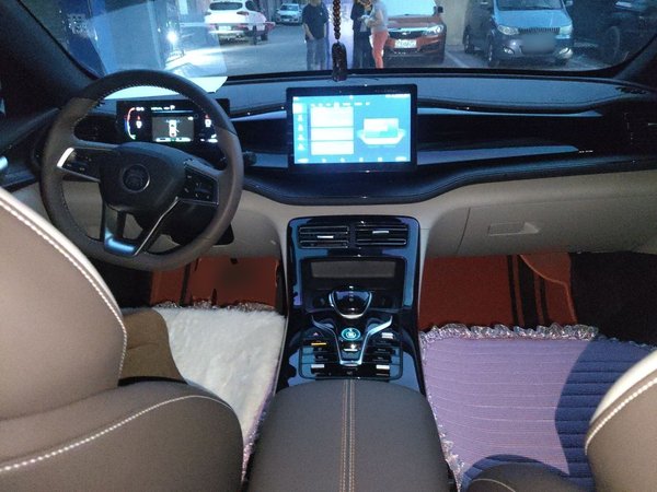 BYD Qin PLUS 2023, 11600 км, за 8890 USD - фото 10